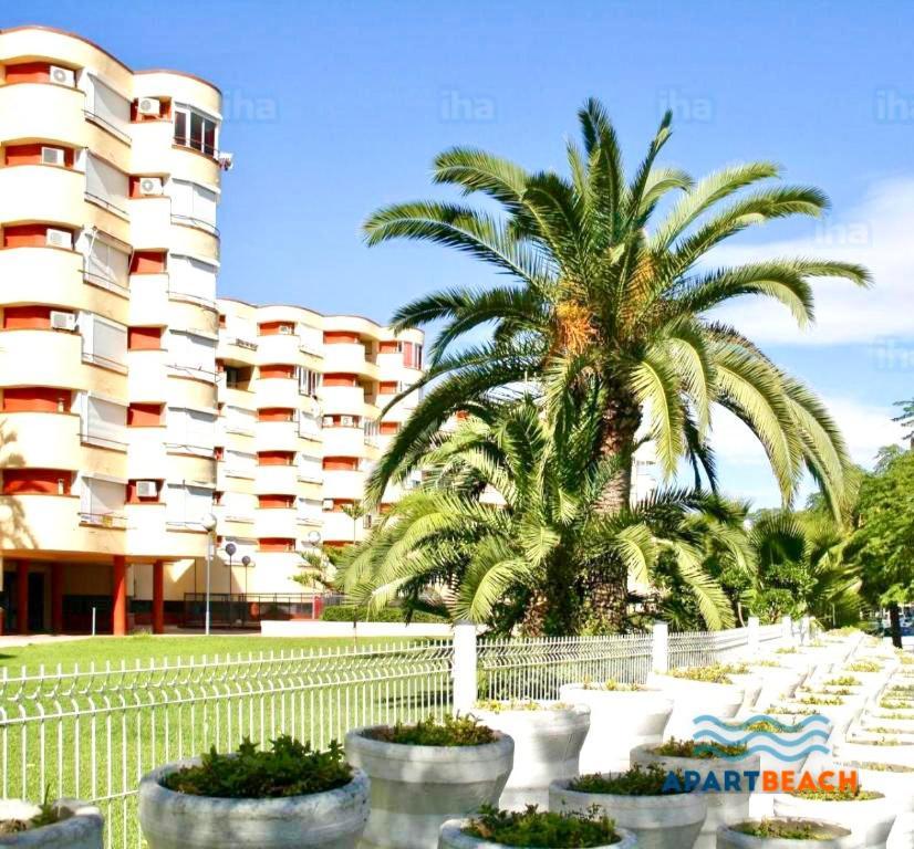 Apartbeach La Brisa Y Frente Playa La Pineda Exterior photo